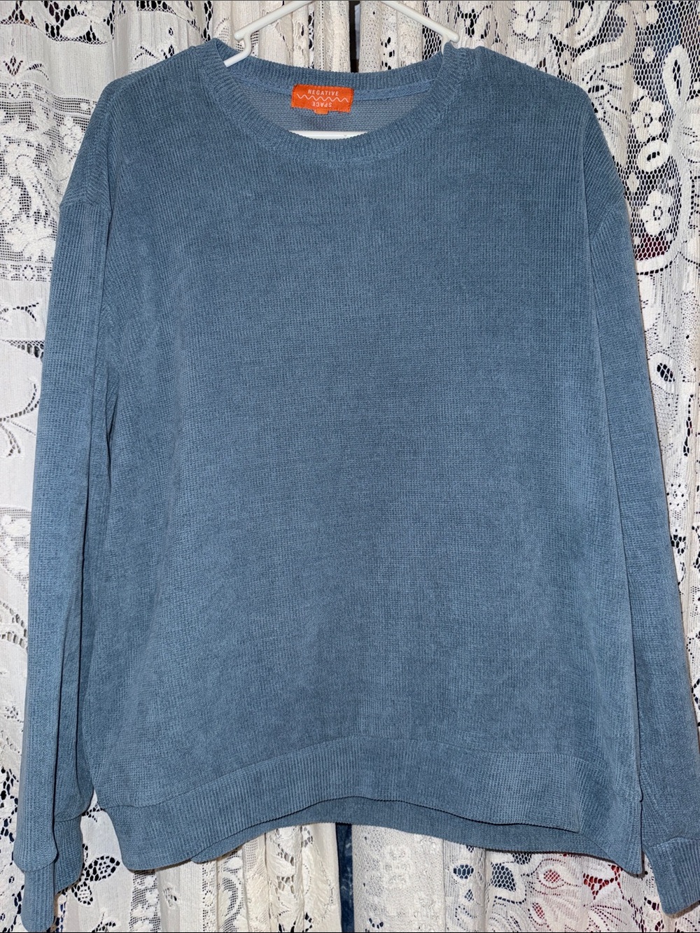 Negative Space pullover ribbed shirt xl
